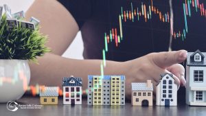 Realtor consulting clients about selling strategy — Denver home market 2025